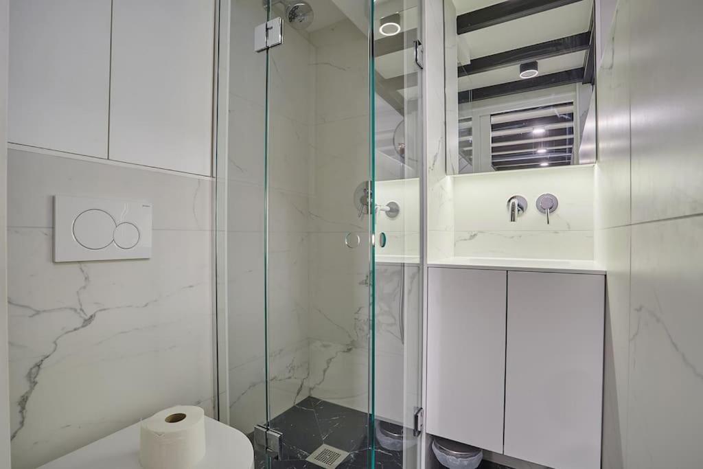Duplex Center Of Paris By Studioprestige Экстерьер фото